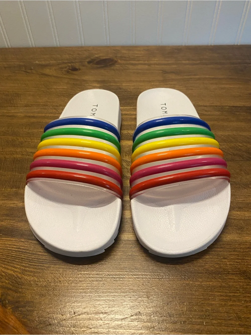 Tommy Hilfiger White Rainbow Strap Slide Sandals - Kids size 3 - Picture 4 of 10